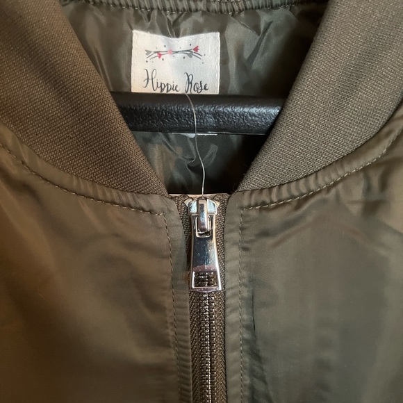 Woman’s Bomber Jacket - Picture 4 of 10